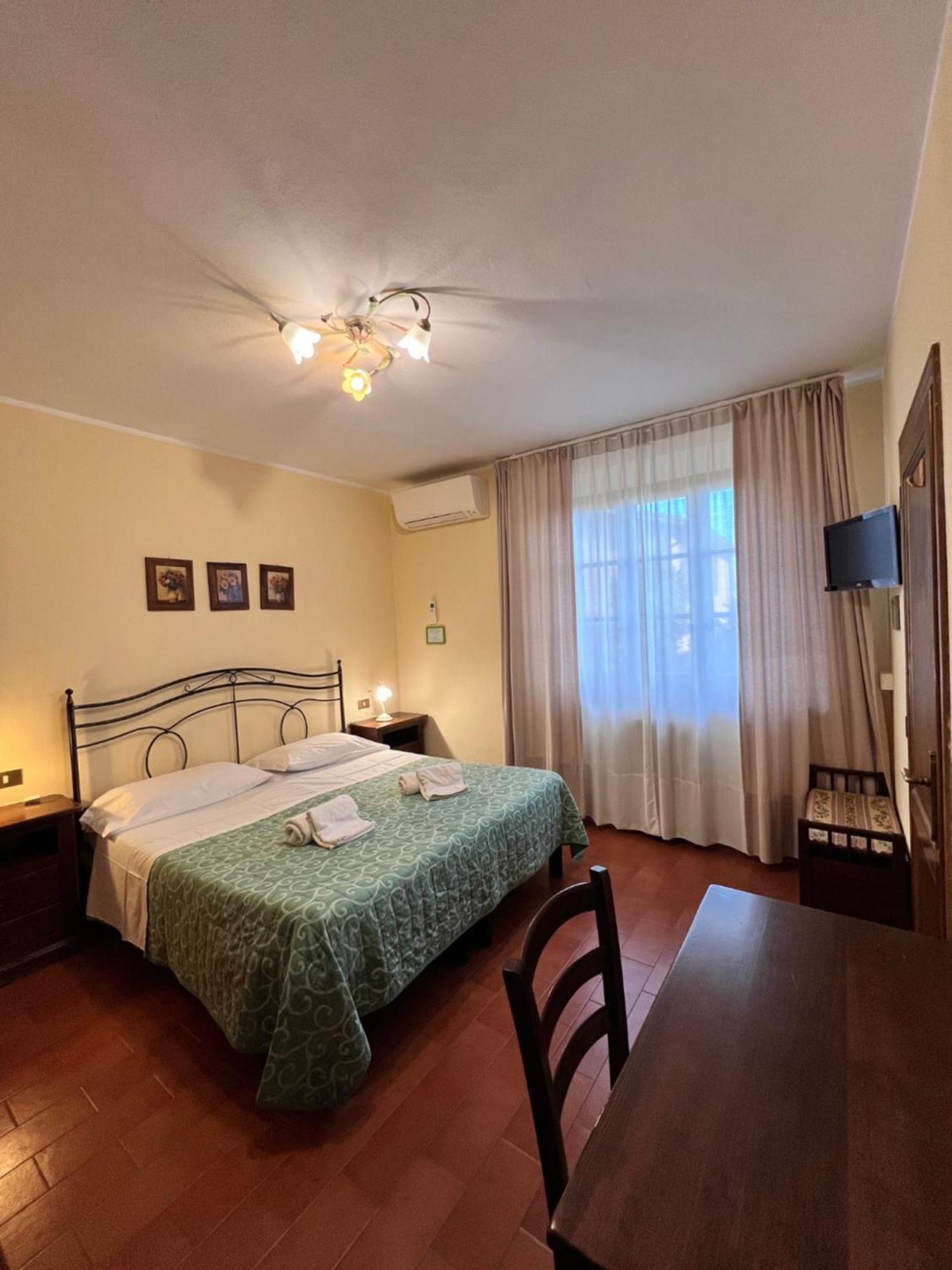 B&B Casale Virgili Sienne Extérieur photo