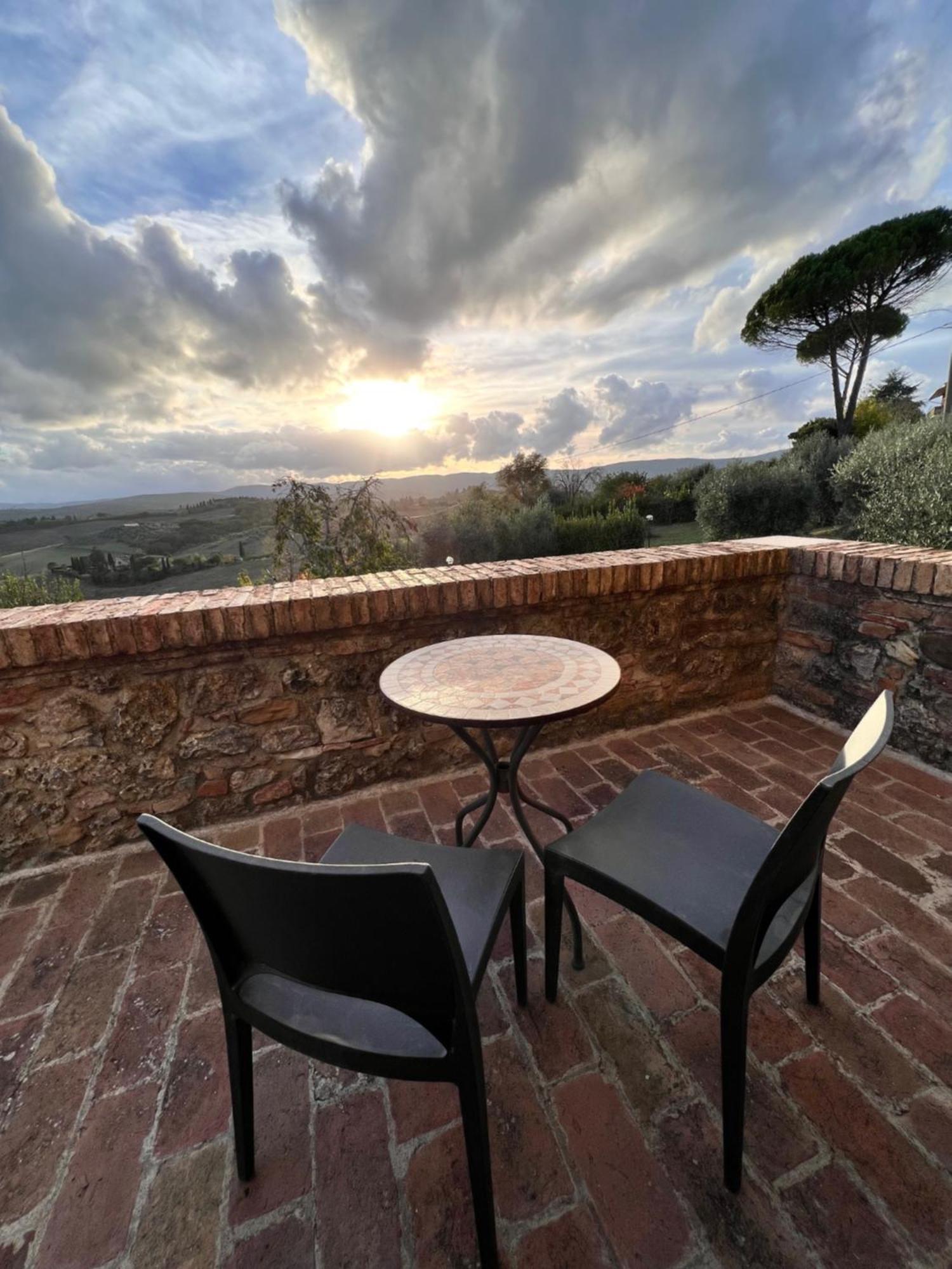 B&B Casale Virgili Sienne Extérieur photo